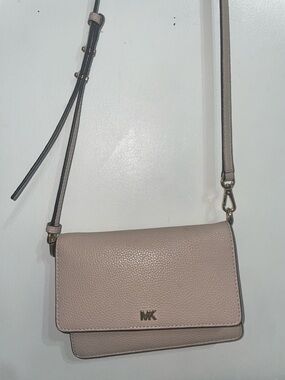 Michael Kors Pebbled Leather Crossbody in Dusty Blush